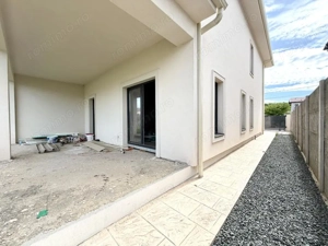 Duplex spatios 4 camere, 137 mp utili, 375 mp teren - Dumbravita - imagine 9