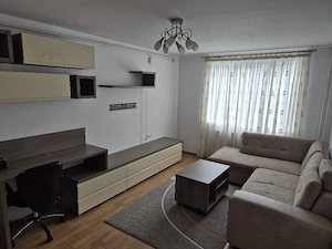 3 camere, Sebastian BRD