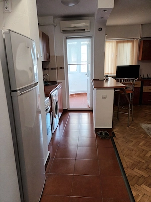 Agentie inchiriem garsoniera Ultracentral-Hotel Ramada ,Vasile Conta mobilat,Centrala,AC,libera - imagine 3