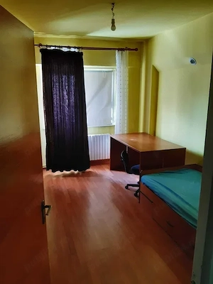 Caut colegi de apartament, bloc linistit + schita apartament(e ultima poza)