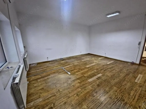 Spațiu ideal activități diverse – 32 mp Faleza Nord Birou