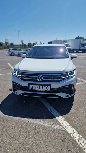 VW Tiguan R Line Full options  - imagine 5
