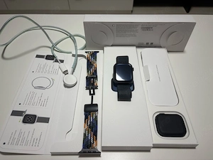 Apple Watch Series 9 (45mm) Midnight Aluminium - Full Box