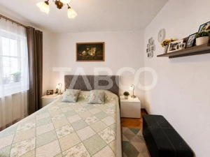 Apartament decomandat de vanzare 2 camere pivnita 2 balcoane - imagine 2