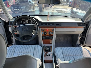 Mercedes-Benz W124 - imagine 8