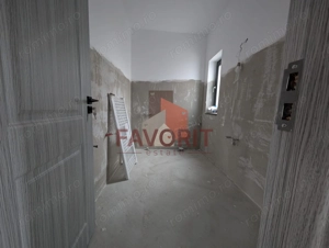 Casa individuala | Parter + Etaj | Asfalt | Toate utilitatile | - imagine 18