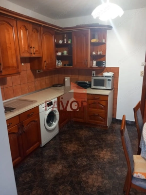 3 camere | decomandat | centrala proprie | boxa | zona excelenta | 2 bai | - imagine 3