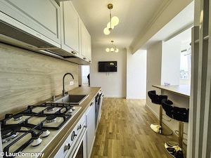 Inchiriere Apartament 3 camere Ultracentral Pitesti - imagine 15
