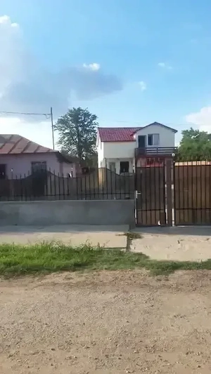 Vila +casa bătrânesc.draganesti vlăstar 45.000euro 2000 mp - imagine 3
