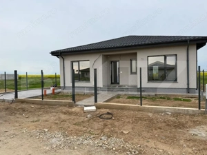 Casa parter, 4 camere, teren 477 mp, zona Aeroport - imagine 6