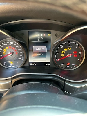 Mercedes V Class 250 d - imagine 2