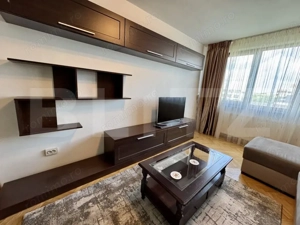 Apartament de inchiriat, cu 3 camere, 70 mp, zona ultracentrala  - imagine 3
