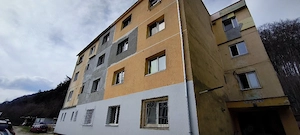 Apartament decomandat cu 2 camere, pret negociabil.
