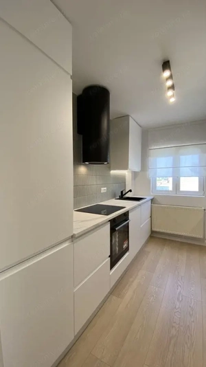Apartament 2 camere lux 13, renovat nou, bloc 1992 zona Marriott - imagine 3