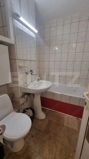 Apartament 3 camere, 56 mp, zona Lipovei - imagine 5
