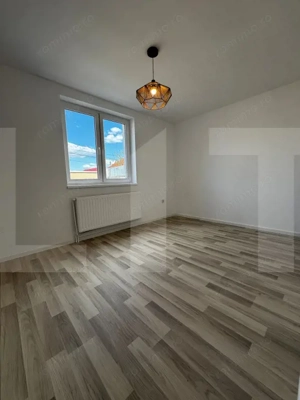 Casa individuala cu garaj - 143 mp Amprenta la sol + 710 mp teren - IZVIN