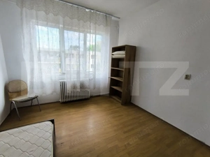 camera de camin cu baie si bucatarie  - imagine 2