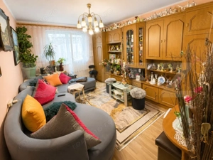 Apartament 2 camere complet mobilat | Micro 15 | Etaj 6 | Lift + Parcare - imagine 2