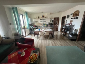 Apartament 3 camere 60 mp utili, parcare inclusa, zona Terra