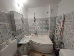 Apartament 4 Camere, De Vânzare, Zona Corina - imagine 2