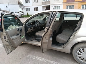 Renault Megane 1.5 diesel an 2006 - imagine 3