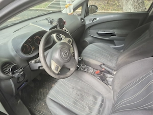 Opel corsa 1.3 dizel an 2008