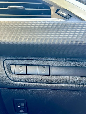 Peugeot 2 km Carplay Dubluclimatronic Rate Garantie - imagine 18