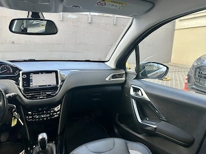 Peugeot 2 km Carplay Dubluclimatronic Rate Garantie - imagine 12