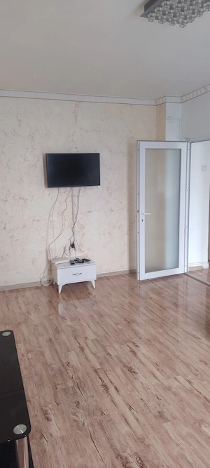 Închiriez apartament in regim hotelier  - imagine 4