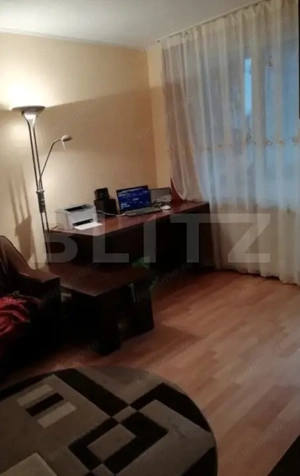 Apartament cu 3 camere, semidecomandat, 84 mp, zona Semicentrală  - imagine 2