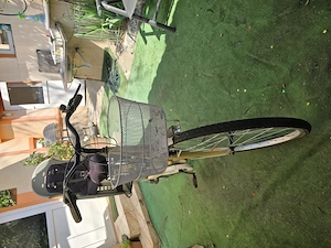Vand bicicleta dama Scirocco cu scaun copil atasat