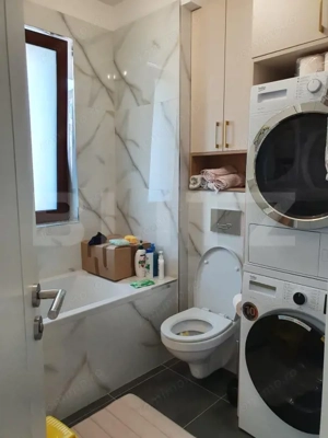 Apartament de vanzare, 3 camere, 2 bai, garaj + boxa, zona Subcetate - imagine 17