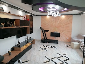 Vând casa P+1 (Vila) în Vărsătura Noua complet renovată, mobilată și utilată 