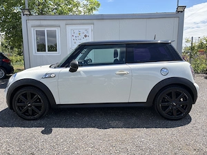 Mini Cooper S   184 Cp   Cutie de viteze automata - imagine 2