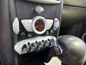 Mini Cooper S   184 Cp   Cutie de viteze automata - imagine 15