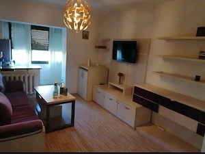 Inchiriez apartament in regim hotelier