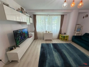 Apartament 2 camere, parter, bloc 2019, parcare proprie - imagine 2
