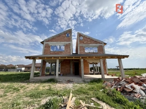 Duplex despartit prin camera tehnica, 5 camere, teren de 308 in Sanandrei - imagine 3