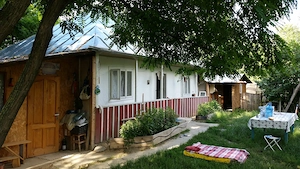Casa taraneasca cu pamant