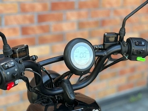 Vând scuter electric NIU UQi GT - imagine 3