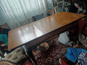 masa extensibila si 6 scaune 