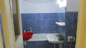 Apartament cu 3 camere decomandat-etaj2- Călan - imagine 6