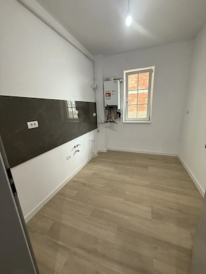 Apartament cu 2 cam decomandat GRĂDINĂ, terasă, mobilat Braytim hotel IQ - imagine 8
