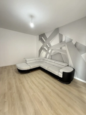 Apartament cu 2 camere DECOMANDAT,GRADINA la doar 3 minute de magazinul Penny Giroc 