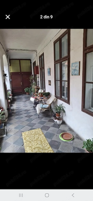 Vând apartament cu doua camere în Centrul Orașului Arad.  Pret: 75.000. Negociabil. - imagine 2