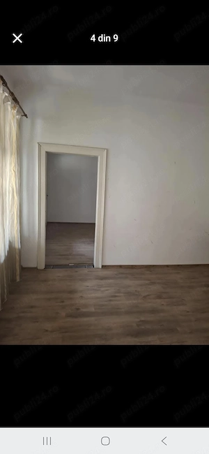 Vând apartament cu doua camere în Centrul Orașului Arad.  Pret: 75.000. Negociabil. - imagine 4
