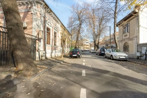 Vilă interbelică – eleganță și investiție în inima Capitalei - imagine 2
