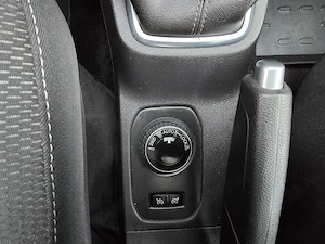 Dacia Duster 4x4, 1.5 diesel, 2021, pachet drumuri grele, TVA deductibil, finantare leasing rate. - imagine 11