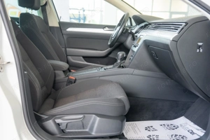 Volkswagen Passat Variant 2,0 TDI DSG "Comfortline" - imagine 12