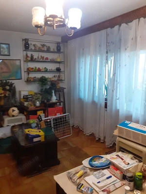 Apartament cu 3 camere 70 MP,2 BAI, 2 BALCOANE zona Mircea cel Batran - imagine 3